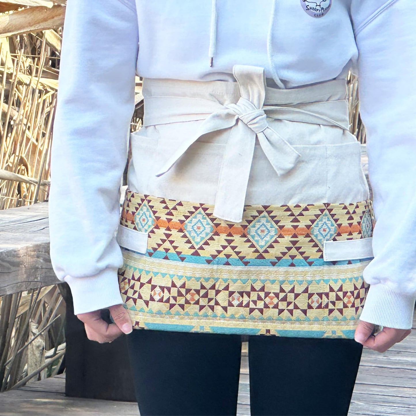 Garden Apron for Woman, Serve Apron Cute, Flora Half Apron with 8 Pockets, Valentines Gift for Mom Wife Girlfriend