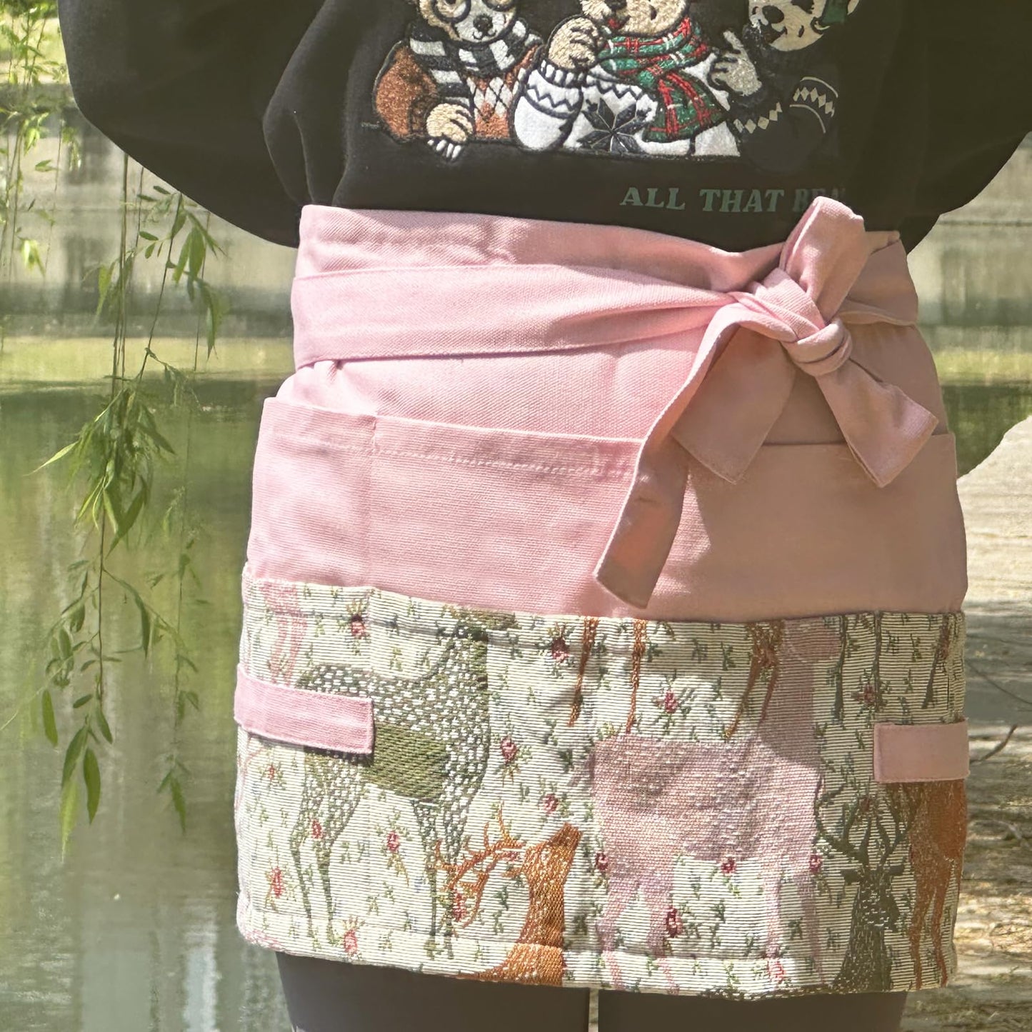 Garden Apron for Woman, Serve Apron Cute, Flora Half Apron with 8 Pockets, Valentines Gift for Mom Wife Girlfriend