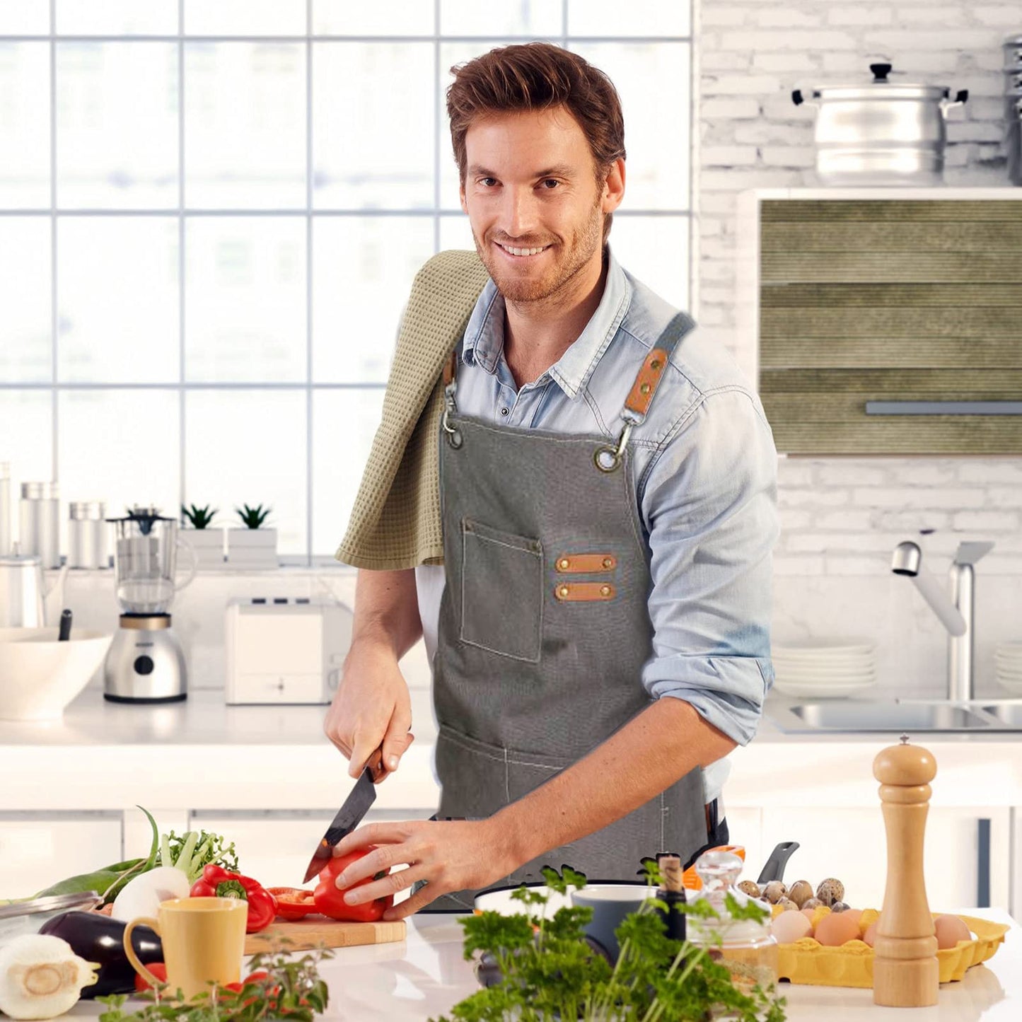 Chef Apron, Cotton Canvas Gardening Apron with Large Pockets for Men and Women,Kitchen Cooking Baking Bib Heavy Duty Adjustable Garden Apron
